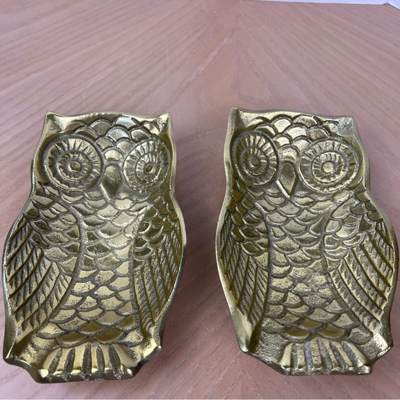 Brass coloured Owl Trinket Dishes - Pair - Picture 2 of 7